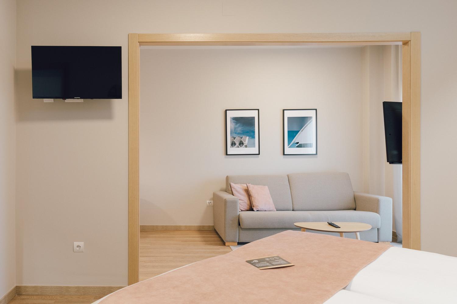 Palau Suites & Apartments Валенсия Екстериор снимка